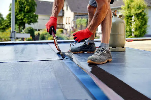 How to Install a Flat Roof in Philadelphia, PA
